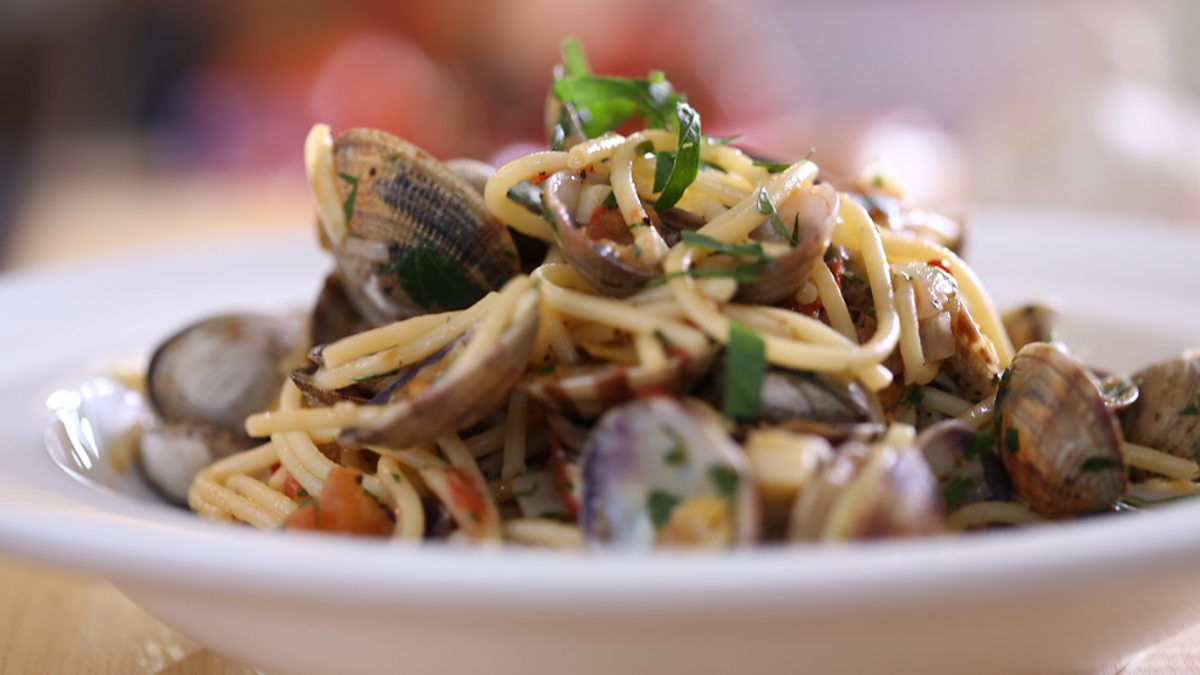 BBC Two Hairy Bikers' Best of British, Series 2, Shellfish, Spaghetti