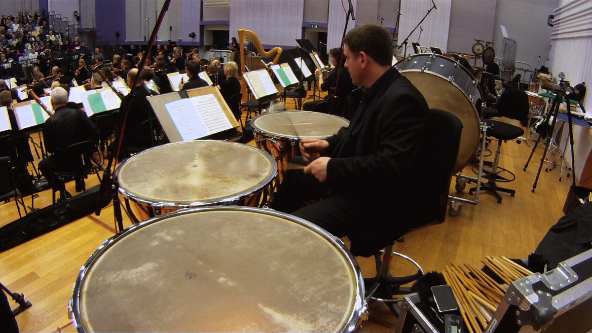 BBC Two - Performances from the BBC Philharmonic Orchestra, Mendelssohn and Stravinsky, A performance of Mendelssohn’s 'Hebrides Overture' ('Fingal's Cave')