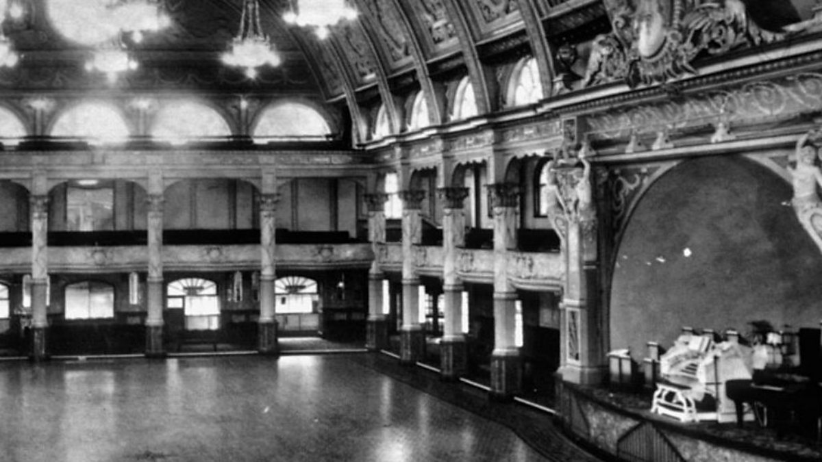 BBC Radio 2 - The Organist Entertains, The Empress Ballroom Wurlitzer's ...