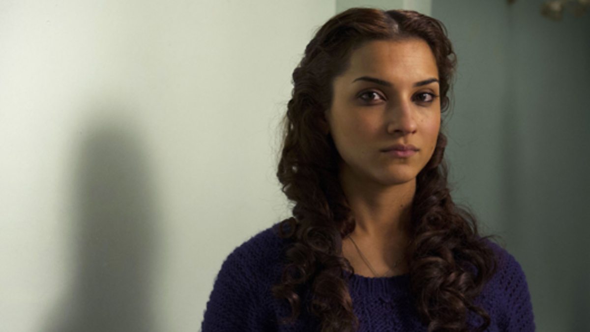 Amber Rose Revah. Эмбер Роуз Рева актриса. Эмбер Роуз Рева Каратель. Dinah Madani.