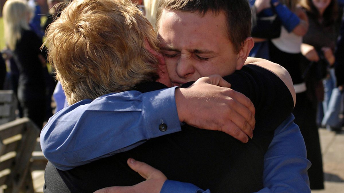 ★ＵＫオリジナル盤★『WＡＬＫＩＮＧ WＯＵＮＤＥＤ』Ｅ.Ｂ.Ｔ.Ｇ. The Walking Wounded (Gold Edition) - Album by Bayside | Spotify