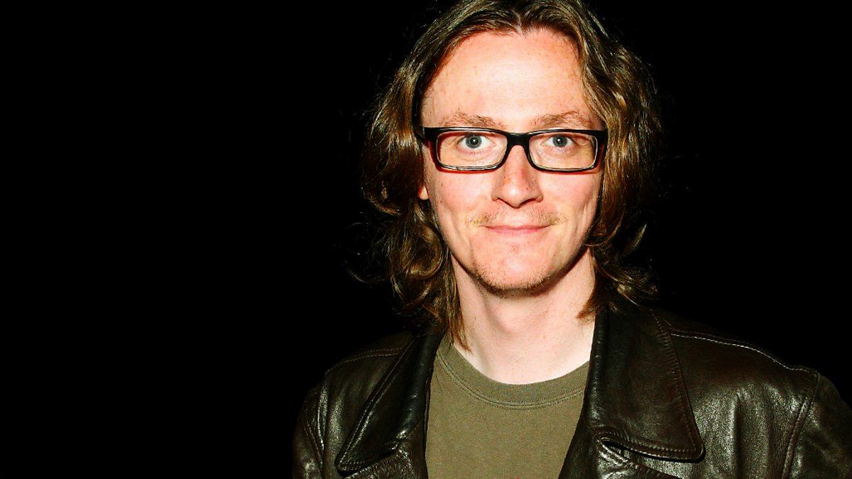 Calling time. Ed Byrne. Дэн Бирн актер. Майкл Бирн с длинными волосами. Дэн Бирн один.