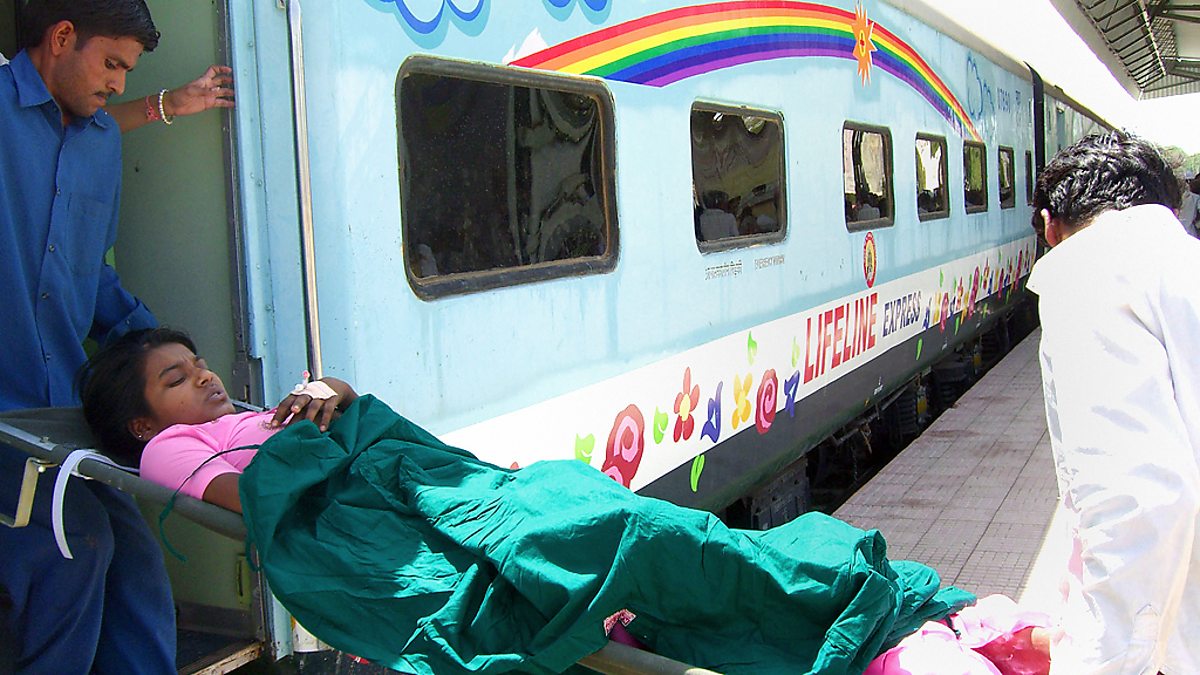 Поезд госпиталь. Lifeline Express. Поезд больница. Индия поезд Хоспитал.