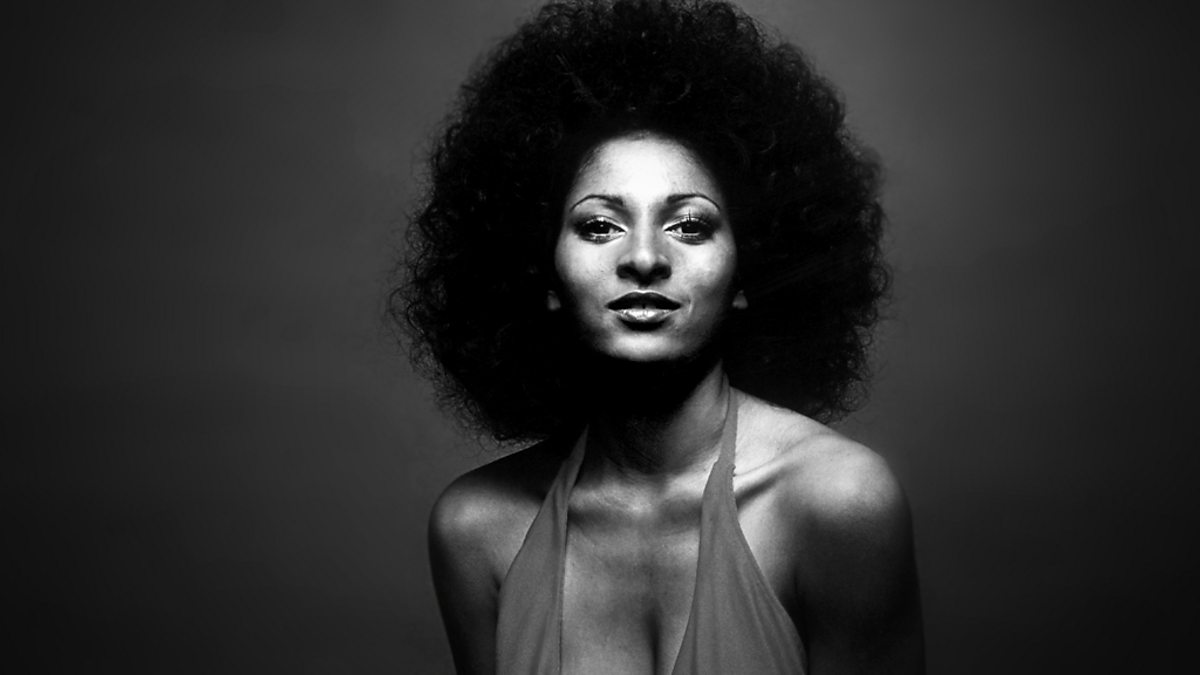 She is black. Пэм Гриер. Пэм Гриер 2016. Pam Grier in "Foxy Brown", 1974.