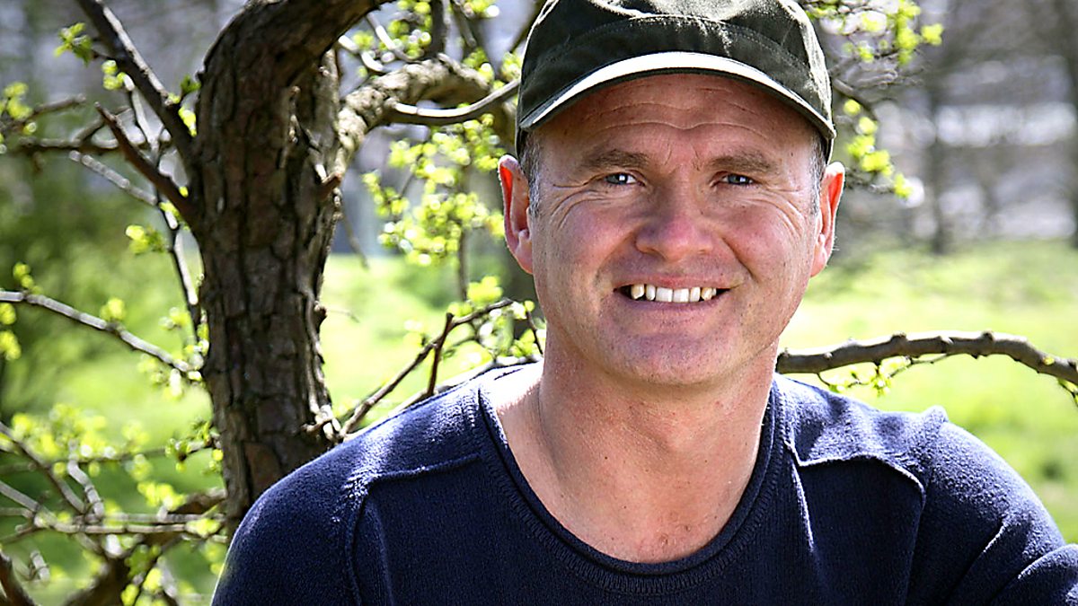 BBC Two - Springwatch, 2010, Episode 3 - Clips