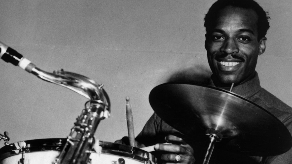 джо джонс барабанщик. Philly joe jones. Philly joe jones. барабанщик джо ледз. джо джонс барабанщик.