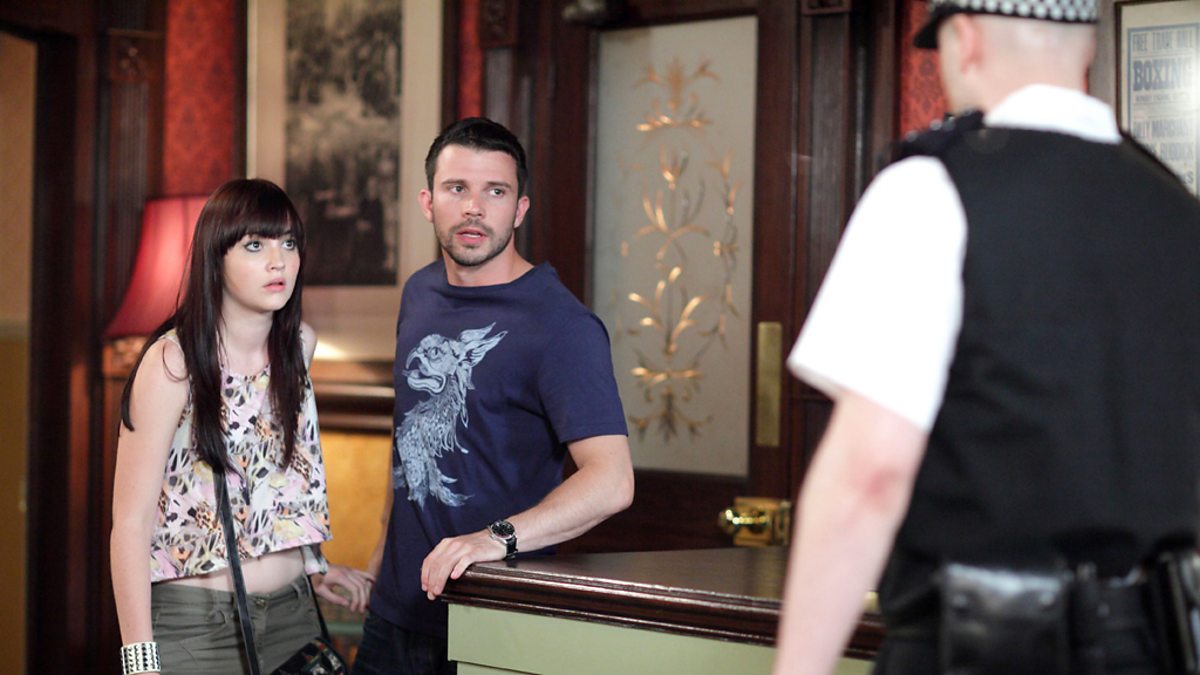 BBC IPlayer - EastEnders 2008 - 2012 - 2011: 18/08/2011