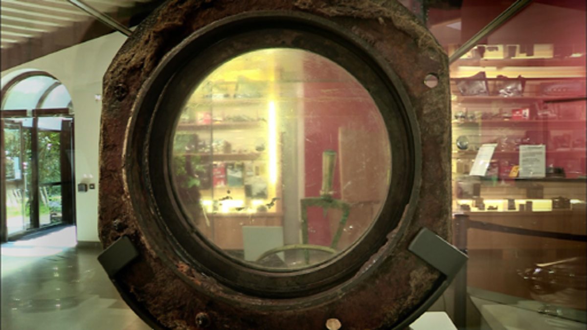 BBC One A History of the Titanic in 30 Pieces, The porthole