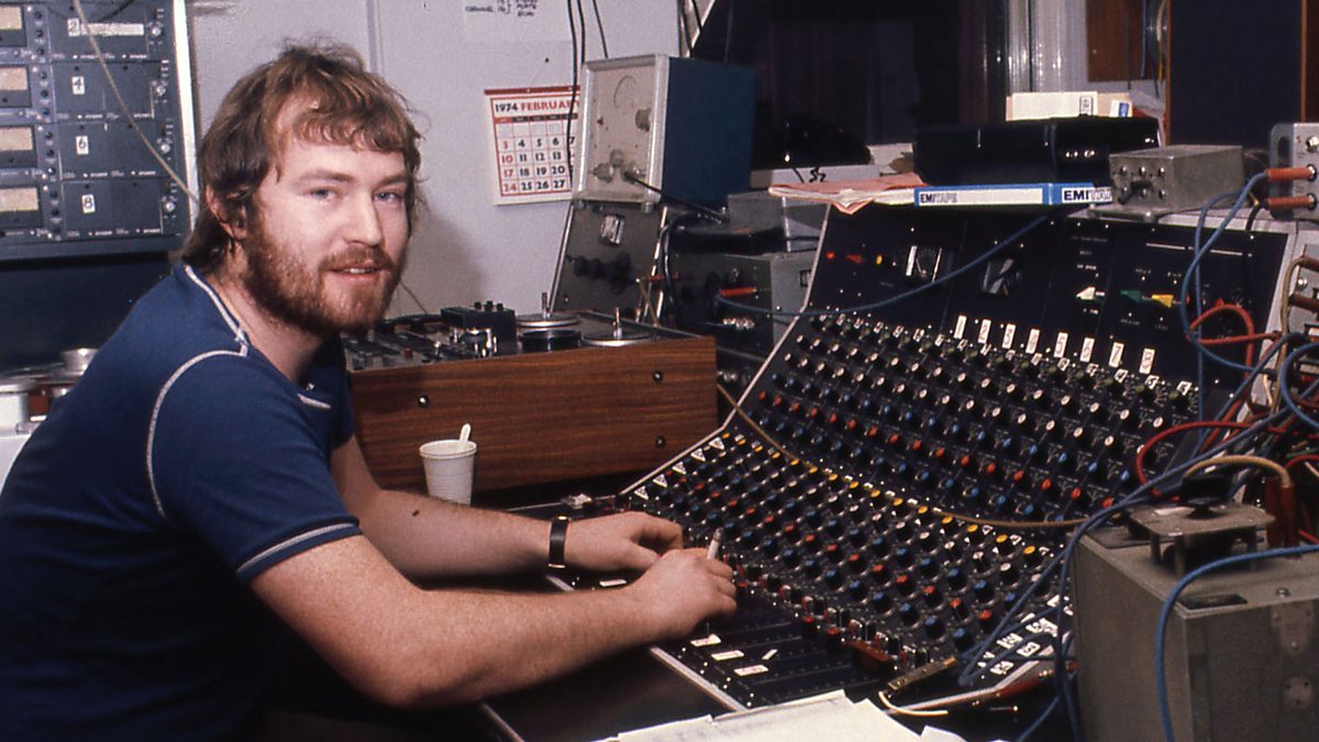 BBC Radio 4 The Hitchhiker's Guide to the Galaxy, The sounds of the