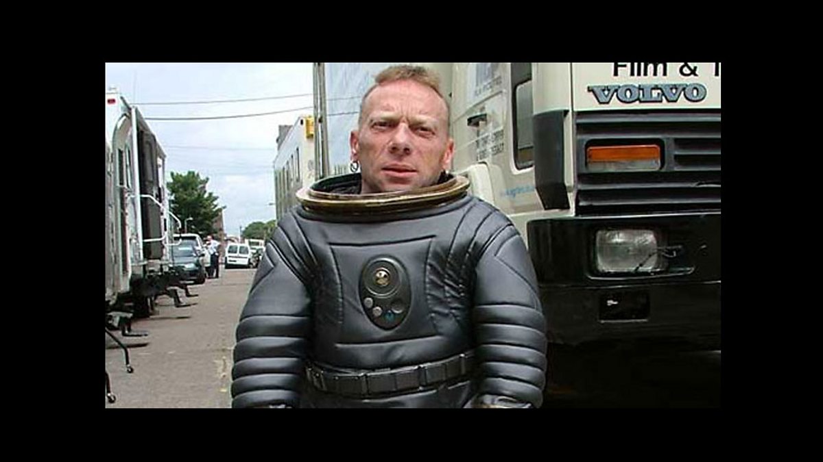 BBC One - Jimmy Vee gets dressed up. - Doctor Who, Series 1, Aliens of ...