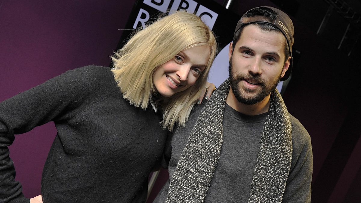 BBC Radio 1 - Fearne Cotton, Nick Mulvey in the Live Lounge