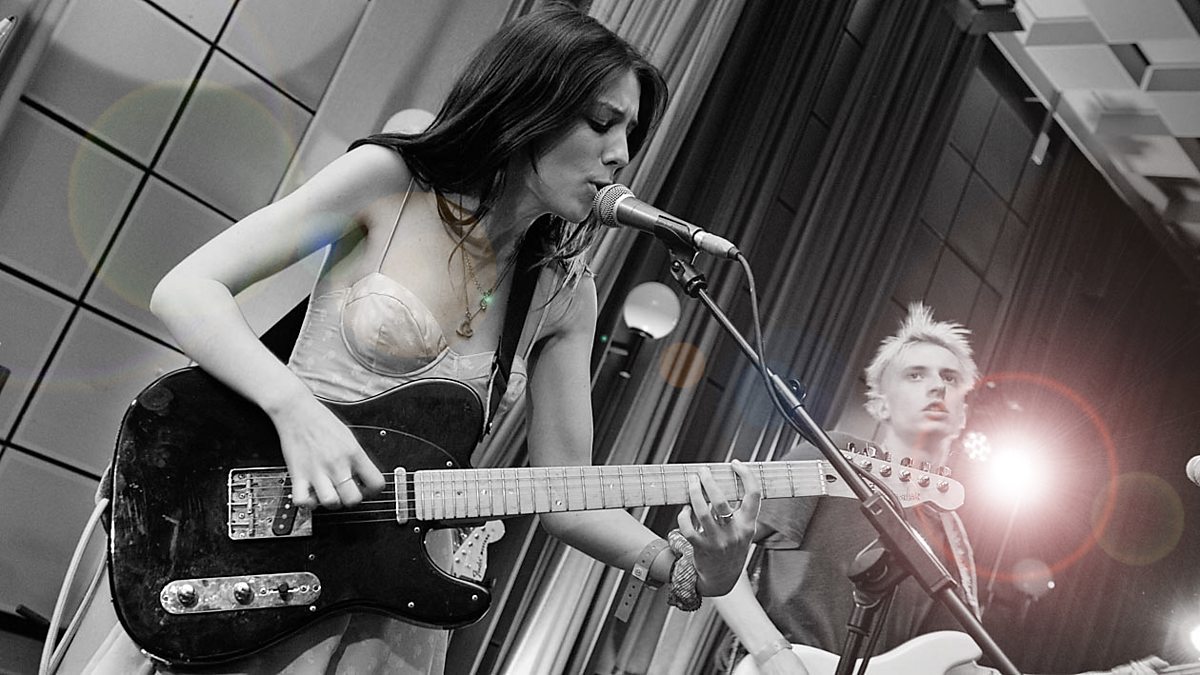 Huw Stephens joins Zane with Wolf Alice live in session. 