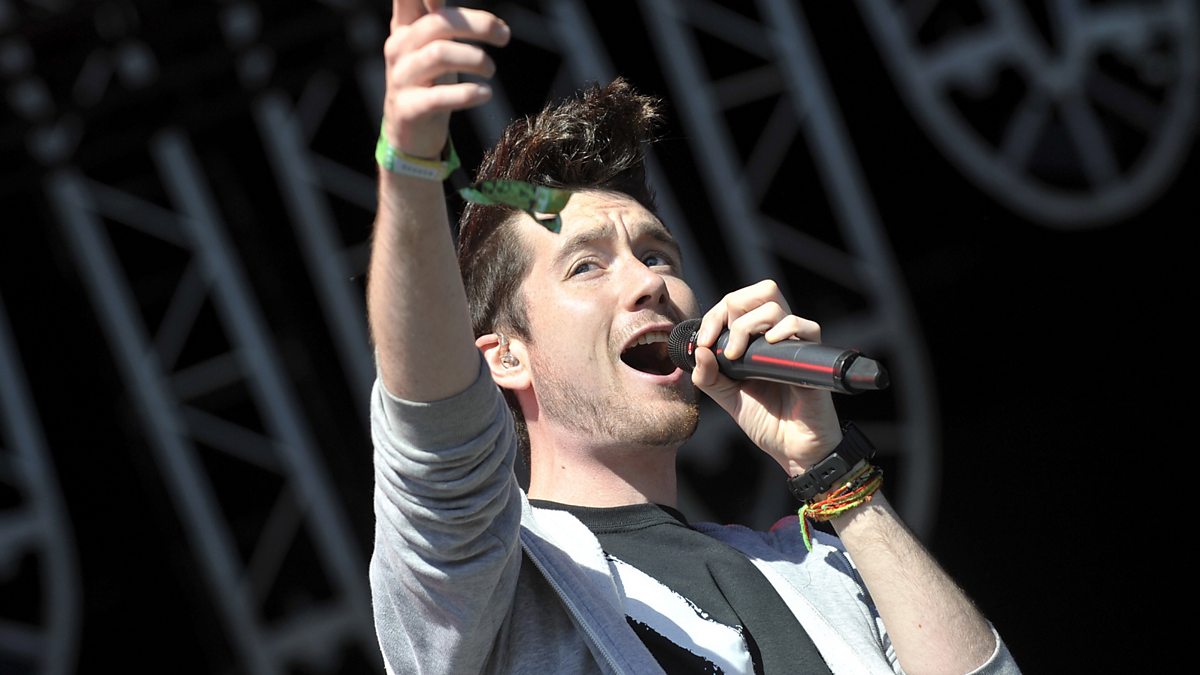 Bad performance. Bastille. Bastille "Bad Blood".