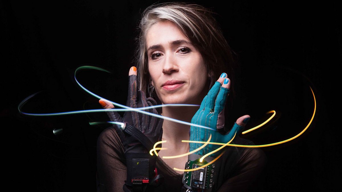 Just for now imogen heap. Imogen heap. imogen heap группа. имоджен хип 2000. имоджен хип в молодости.