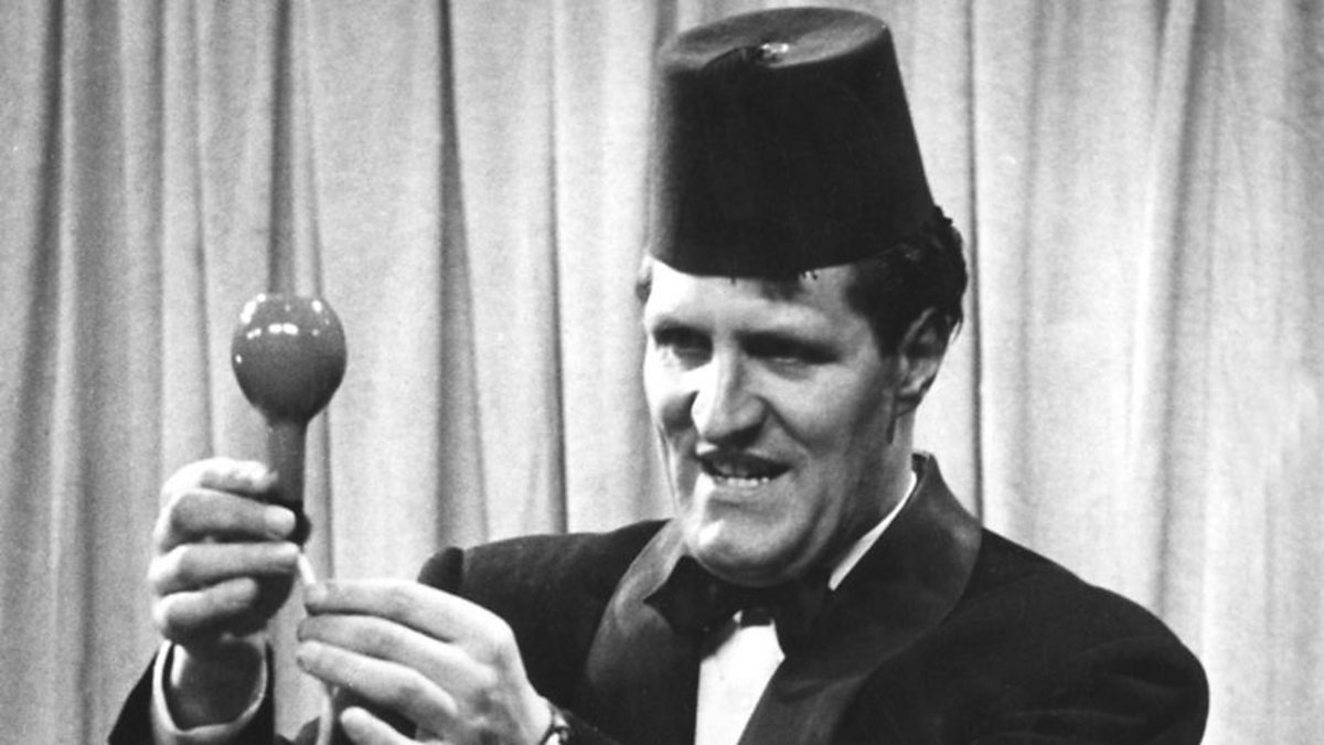 Tommy Cooper  Tommy cooper, Comedy actors, Famous faces