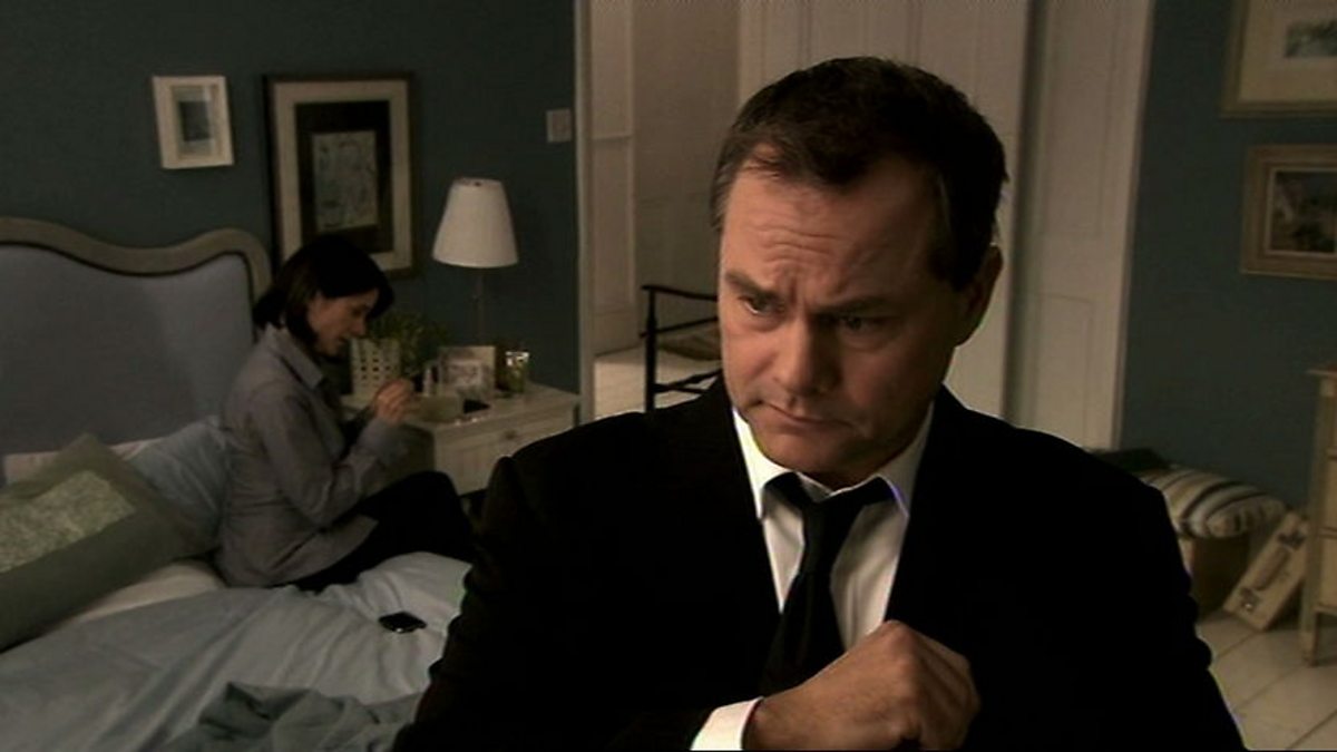 BBC Two Lead Balloon, Series 4, Shoddy, Getting Ready For A Funeral