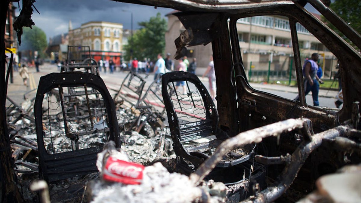 BBC Radio 5 Live - 5 Live Breakfast, 08/08/2011, London riots: