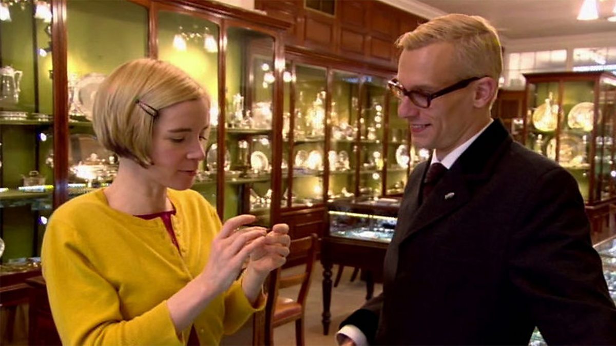 Mark Hill and Dr Lucy Worsley look at engagement rings in a jewellery shop....