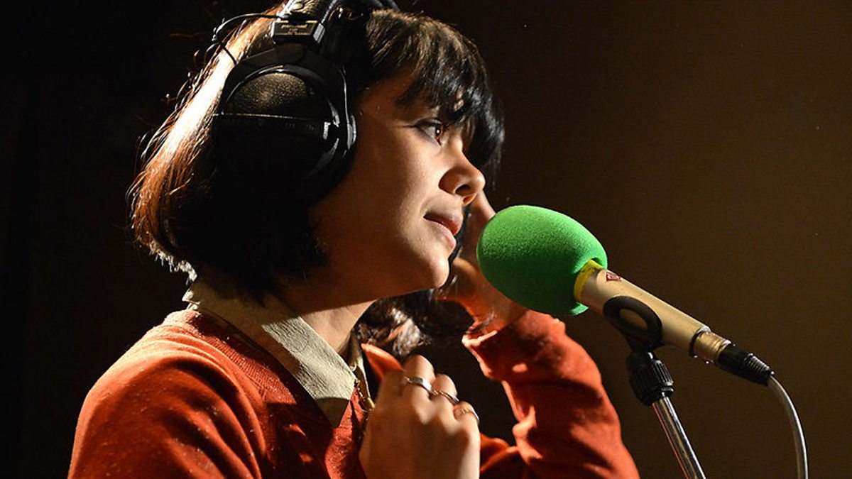 BBC Radio 1 Zane Lowe, Bat For Lashes in session, Bat For Lashes