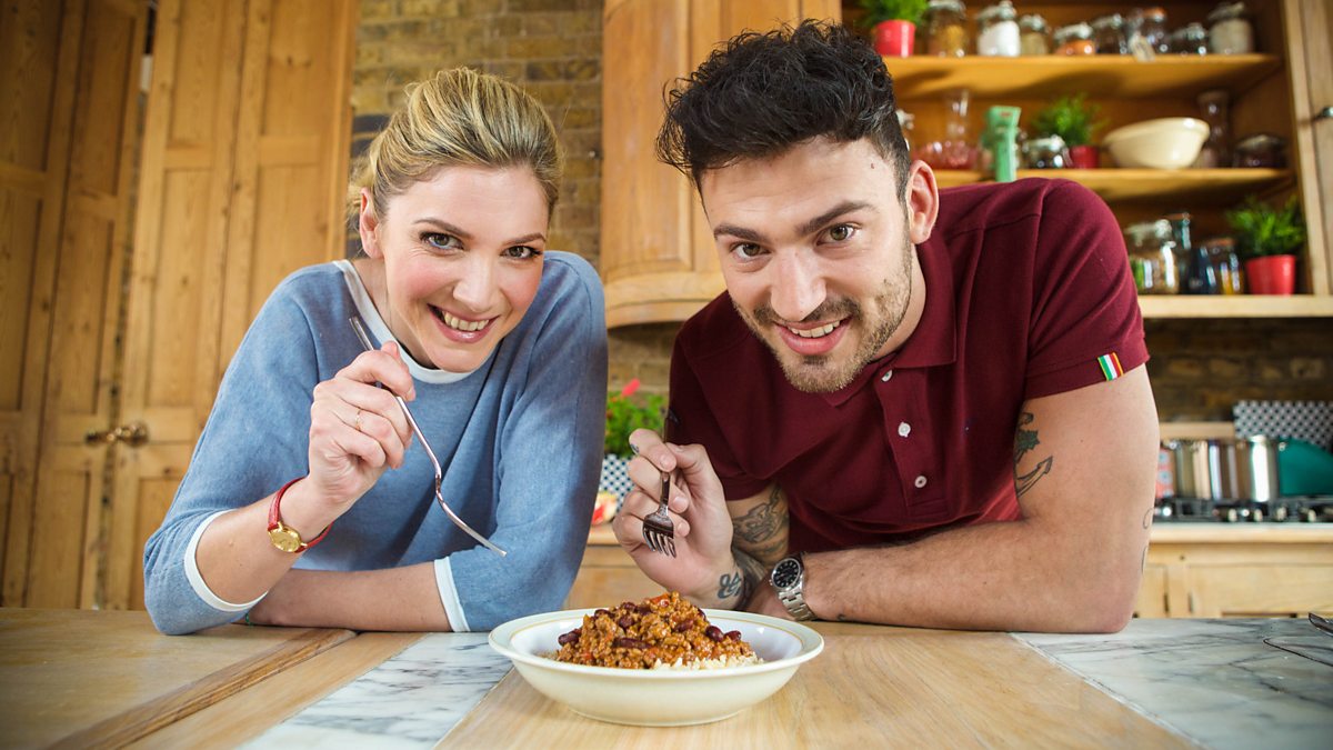 BBC - Dish Up: An easier way to cook, Chilli con carne made easy