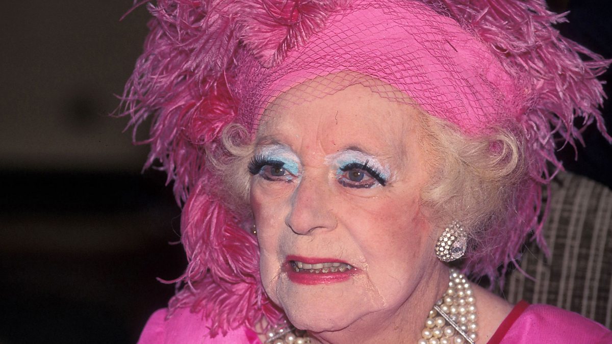 4 Extra - In the Psychiatrist's Chair, Barbara Cartland