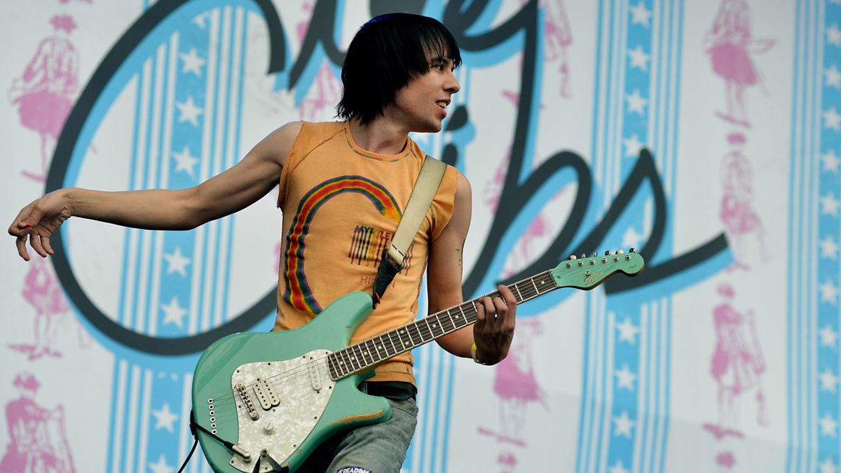 Bbc Music Reading And Leeds Festival 2015 The Cribs Different Angle bbc music reading and leeds festival