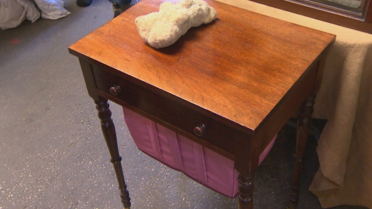 BBC One Bargain Hunt, Series 42, Stafford 10, Sewing mad!