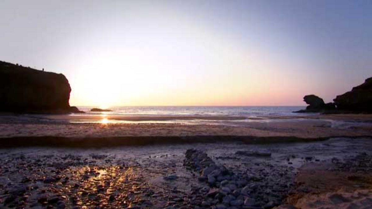 BBC Two Cardigan Bay Coastal Lives, An introduction to Cardigan Bay