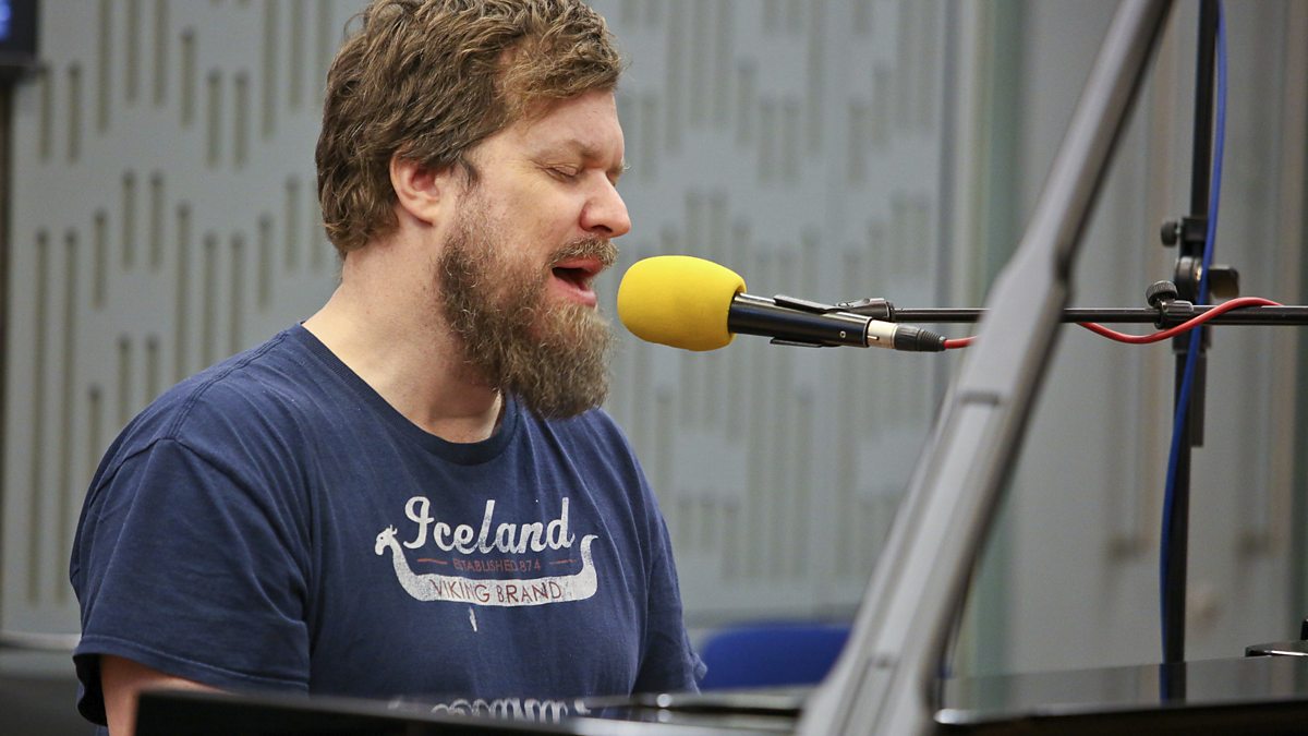 John grant has been a rock. Джон Грант певец. Джон Грант певец Википедия. Клайв Андерсон. John Verity Википедия.