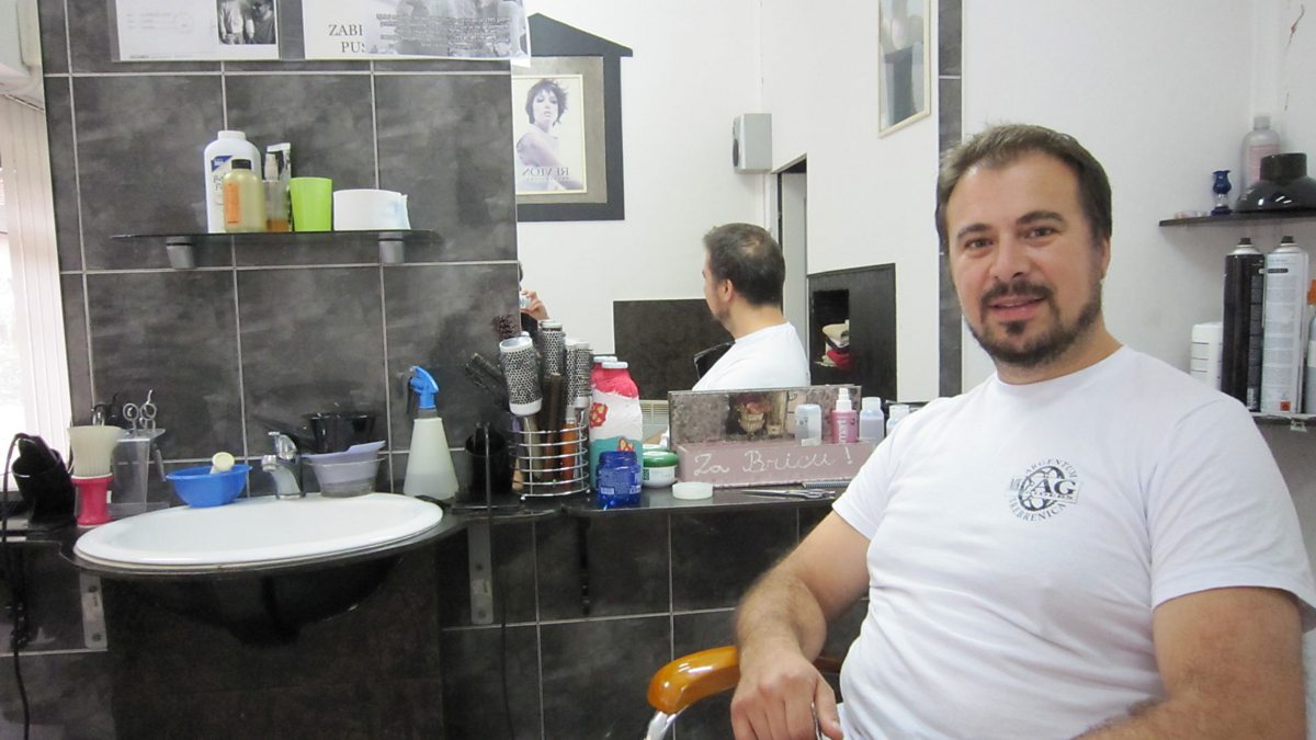 BBC World Service Outlook, The hairdresser from Srebrenica