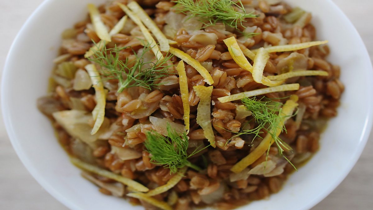 BBC World Service - Health Check, What makes a healthy breakfast?