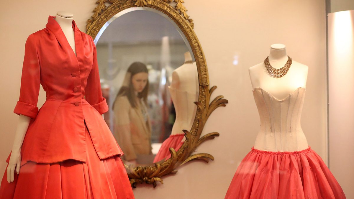 Christian Dior boss: Fashion success through reinvention - BBC News