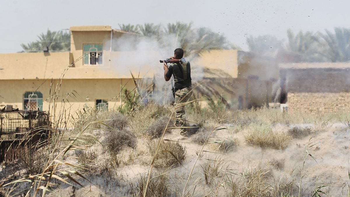 BBC World Service - Newshour, Iraqis begin assault on Fallujah