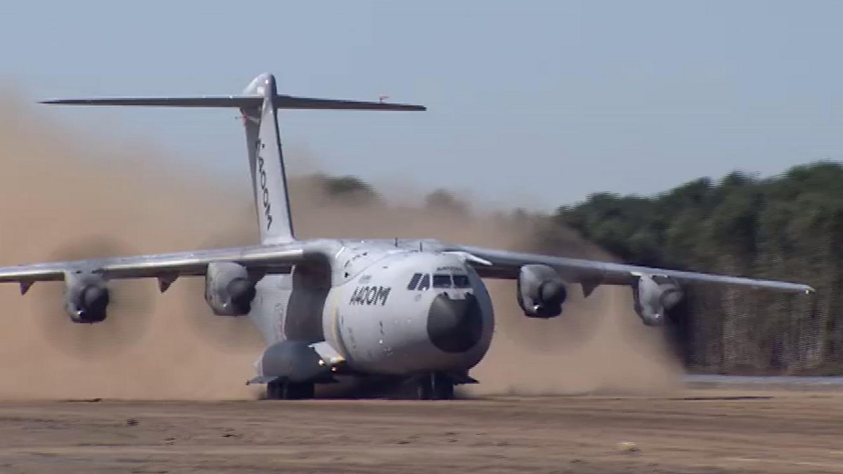 BBC One - Look East, Evening News, 24/08/2016, Testing of Airbus A400M ...