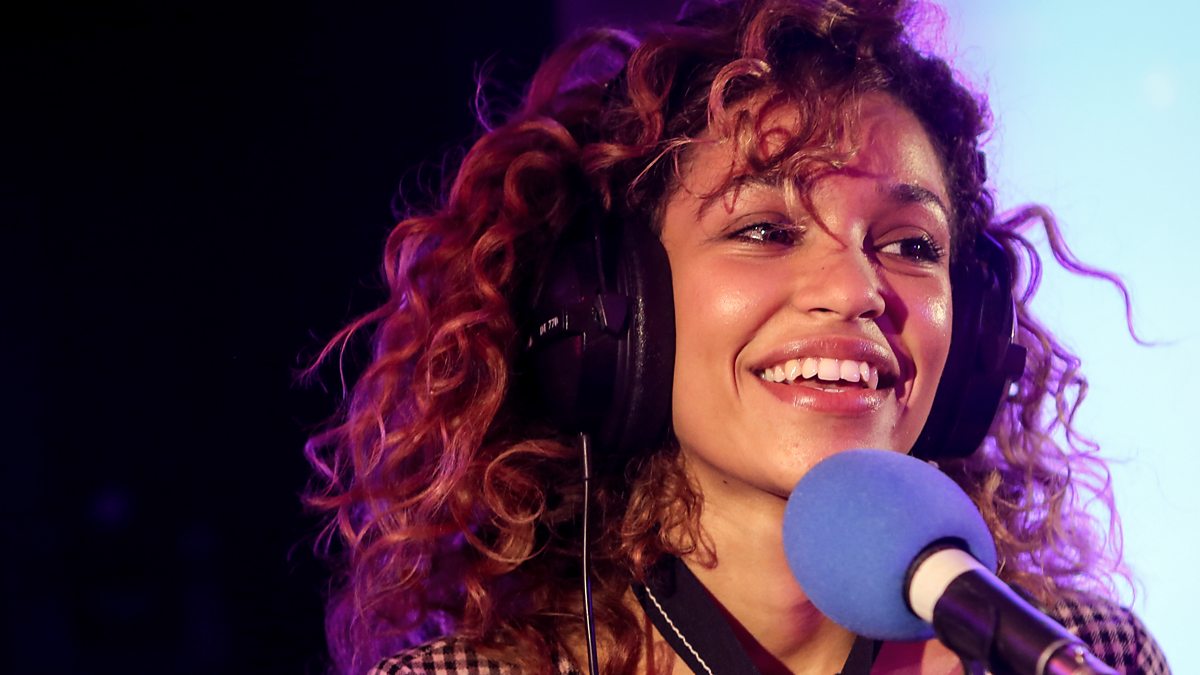 BBC Radio 1 - Radio 1's Live Lounge, Izzy Bizu
