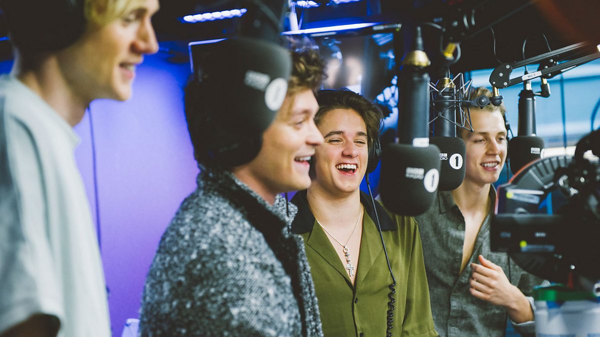 Are having of their lives. The Vamps Tour pictures.