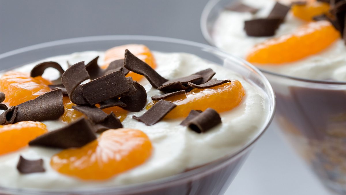 BBC Radio Ulster Saturday with John Toal Clementine, ginger cake