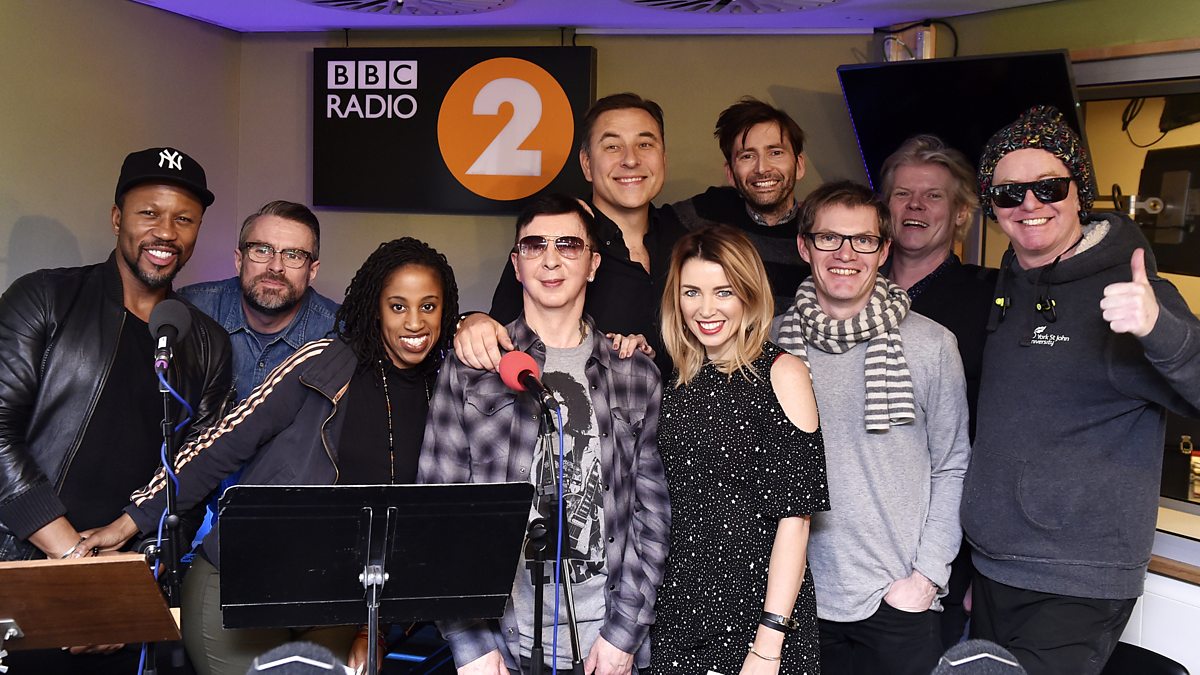 Брекфест шоу сегодня. Радио bbc 2. Фото bbc radio2. Bbc Radio 2 session. Take that bbc 2 Chris Evans Breakfast show.