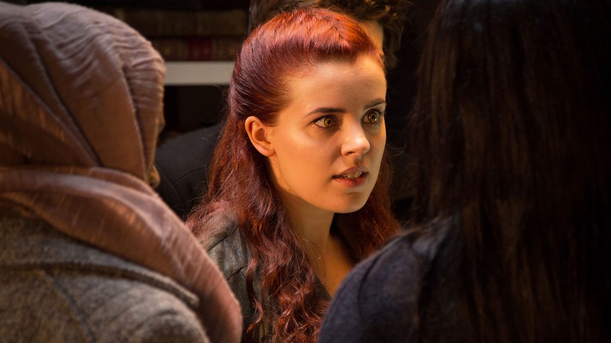 Wolfblood - Series 5: 3. The Dawnus Torc 