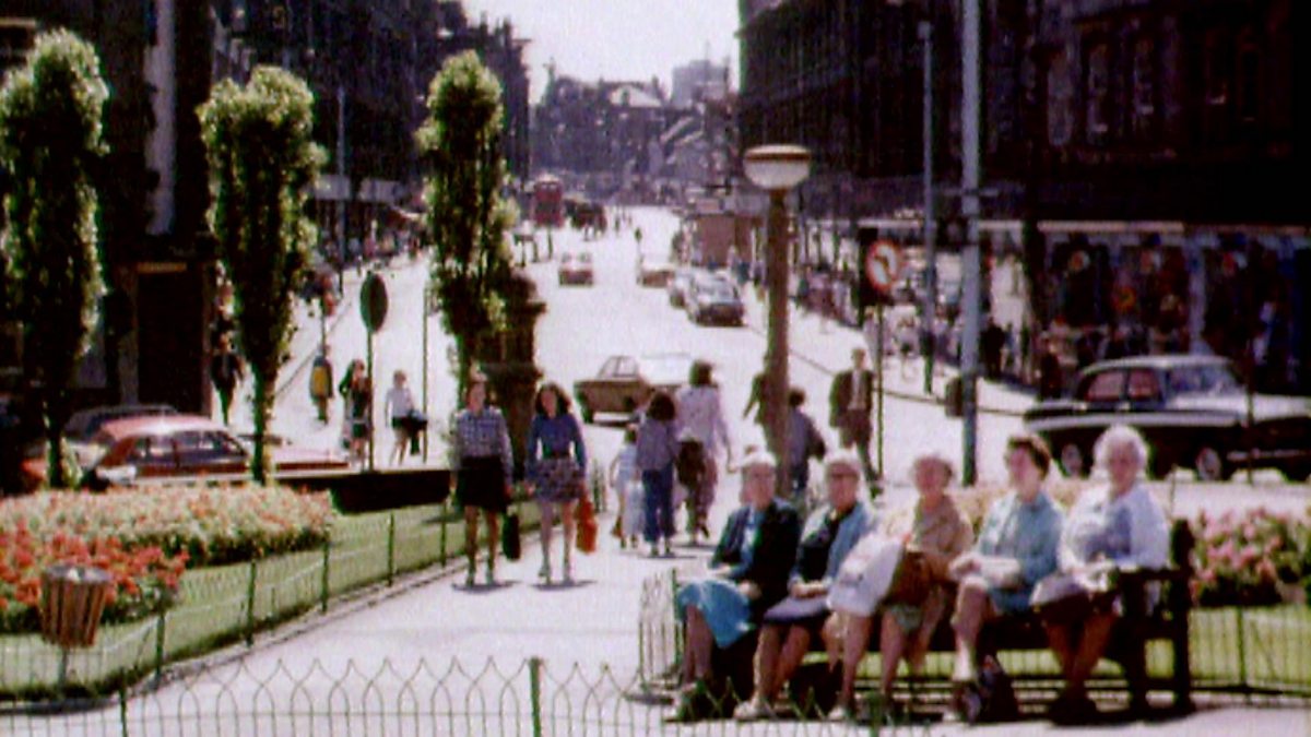 BBC Scotland The Town That Thread Built, “In the 1960s, Paisley was