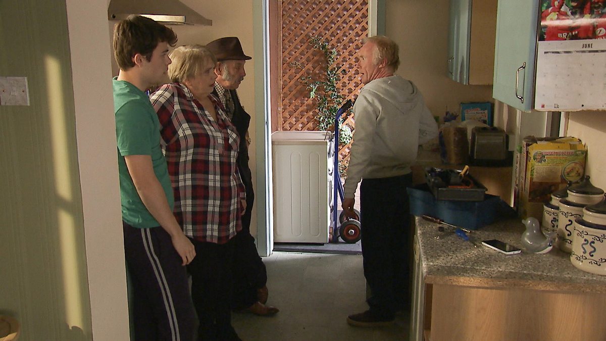 S4C Pobol Y Cwm Tue 20 Jun 2017