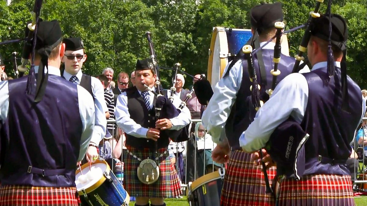 BBC Radio Ulster Pipes and Drums, 06/08/2017