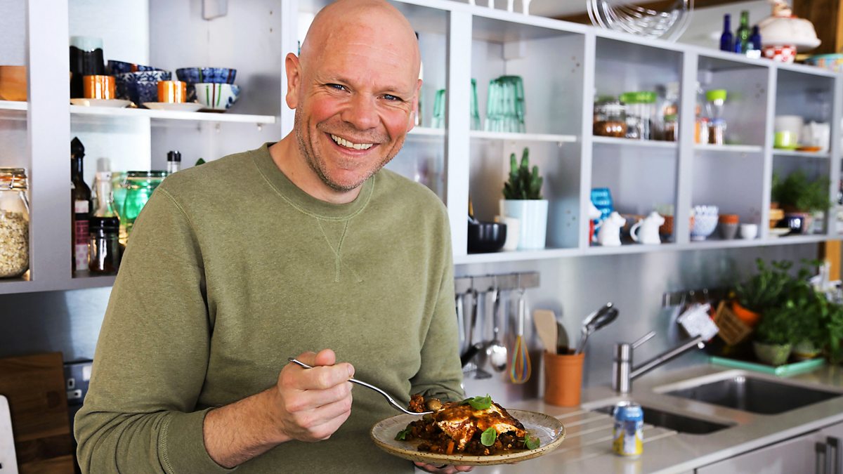 Bucătarul celebru Tom Kerridge își transformă din nou corpul într-o nouă emisiune TV pentru slăbit;