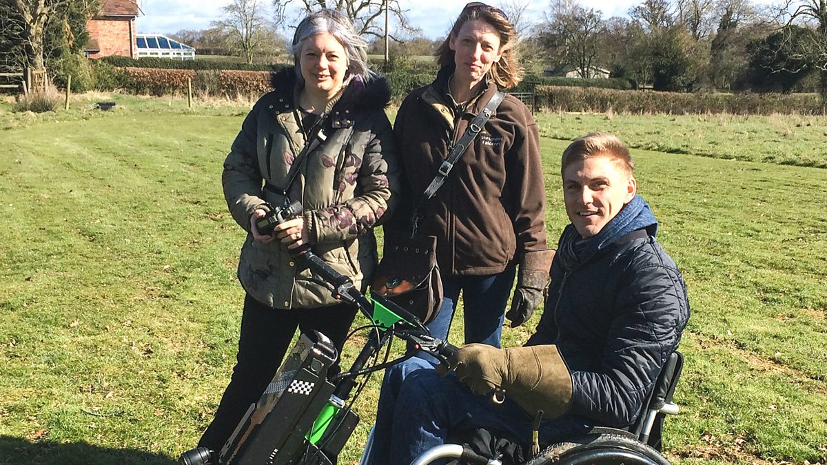 ellie harrison orange coat countryfile