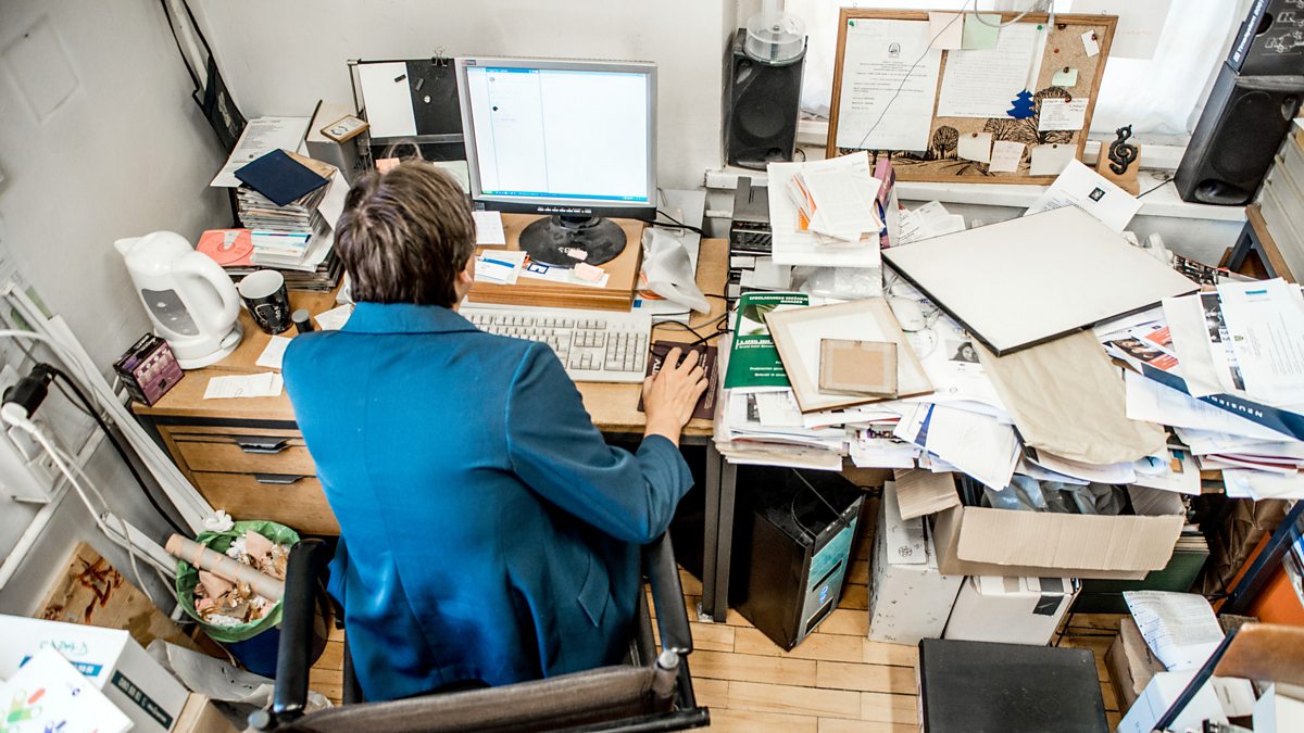 BBC - Desk hacks: innovative ways to make your work environment more ...
