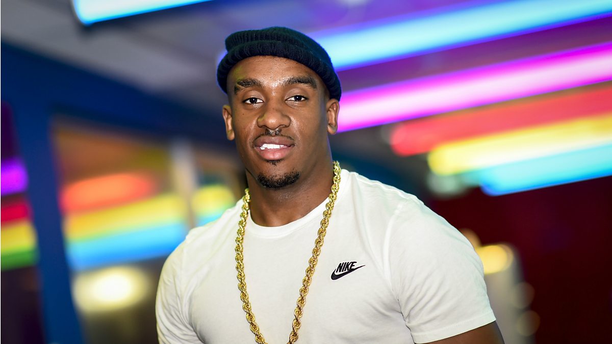 BBC Radio 1 - Radio 1's Future Sounds with Amfo, Arctic Monkeys Gig and Bugzy Malone Hottest Record, Bugzy Malone drops a new track and announces his debut album
