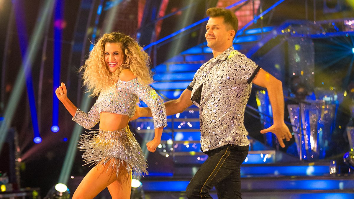 Ashley Roberts and Pasha Kovalev Cha Cha to Boogie Wonderland by Earth Wind and Fire