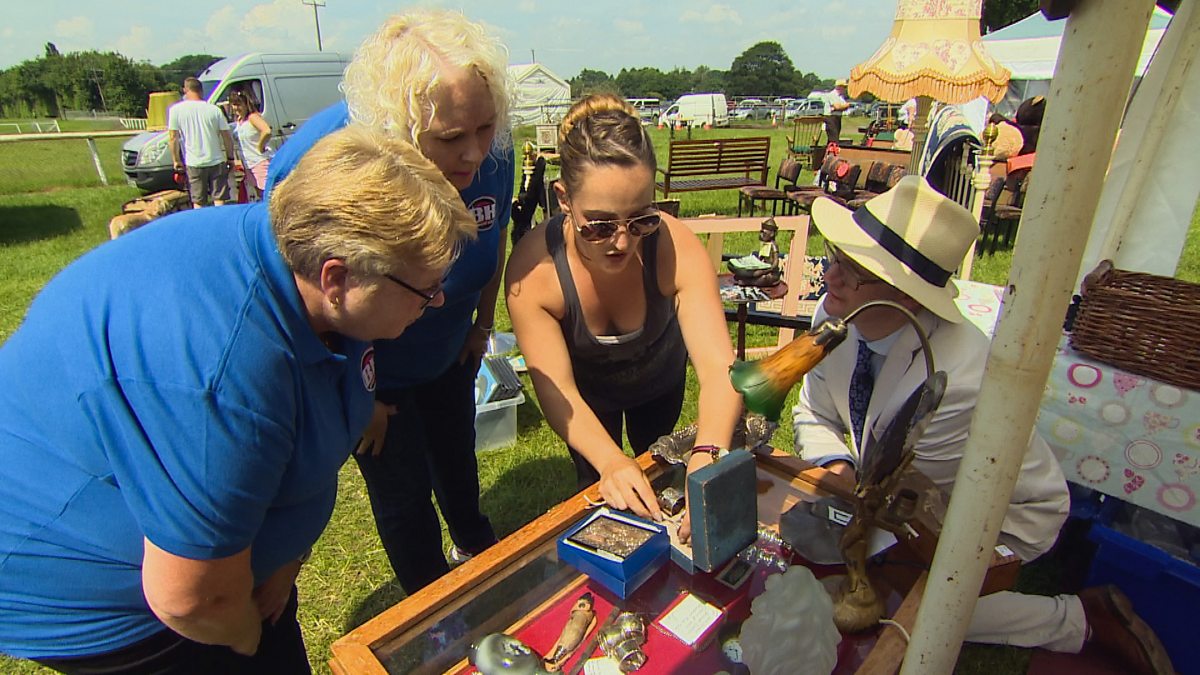 BBC One Bargain Hunt, Series 51, Oswestry 16