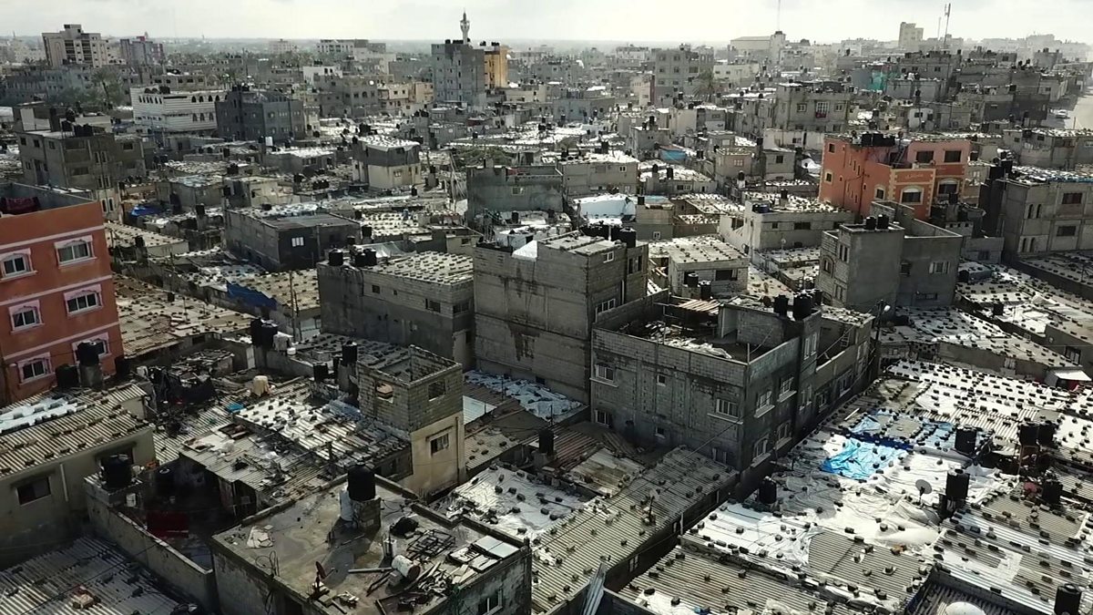 BBC News - BBC News at Ten, Life in Gaza
