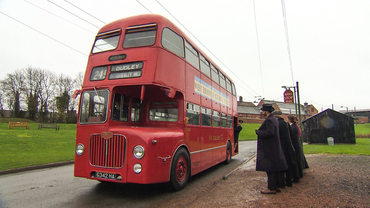 BBC One Bargain Hunt, Series 53, Dagfields 32